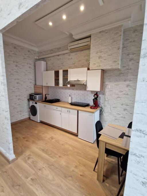 Appartement Au Coeur De La Ville Шалон-сюр-Сон Екстер'єр фото