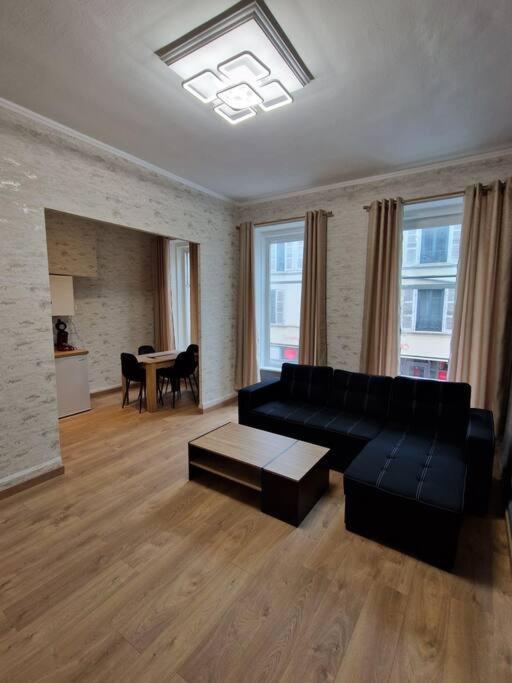 Appartement Au Coeur De La Ville Шалон-сюр-Сон Екстер'єр фото